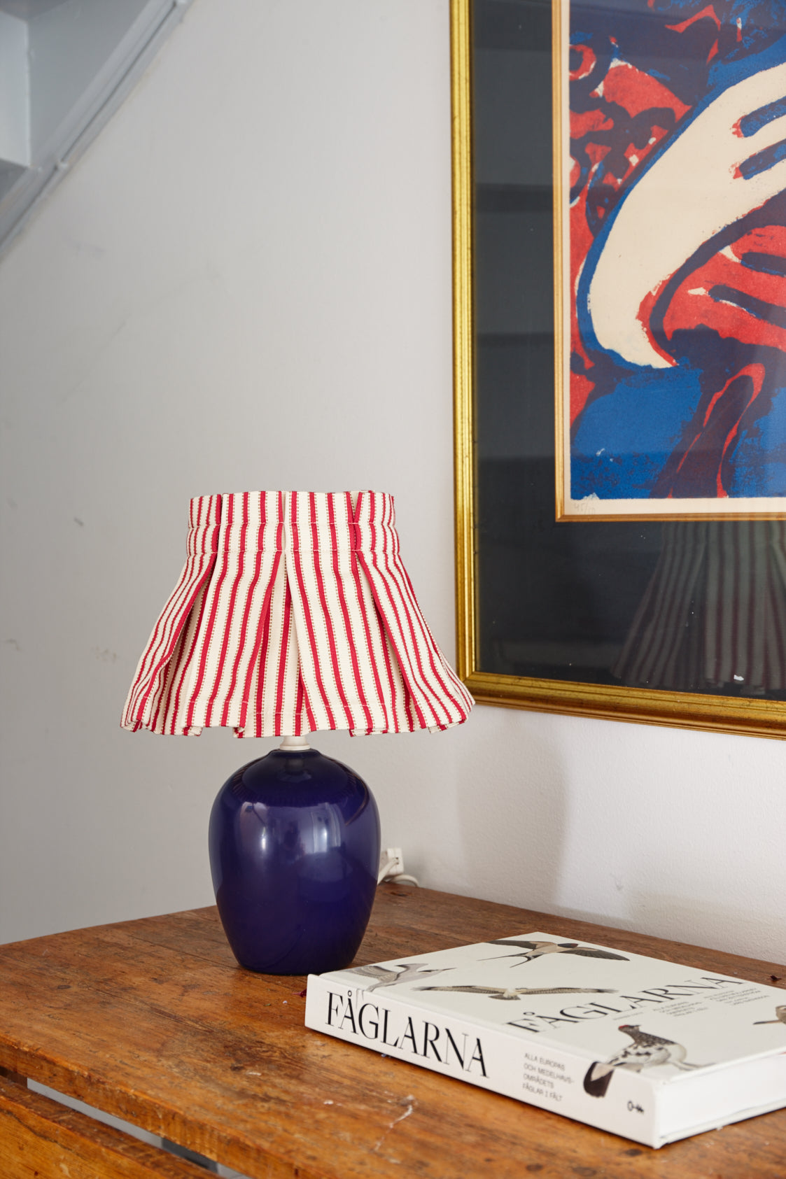 Dania, Box pleated