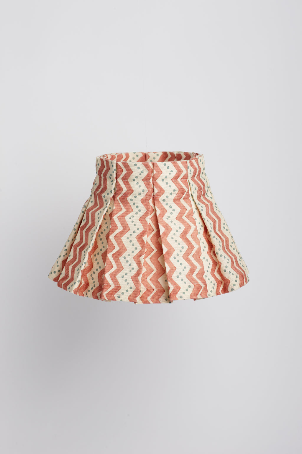 Tessin, Box pleated