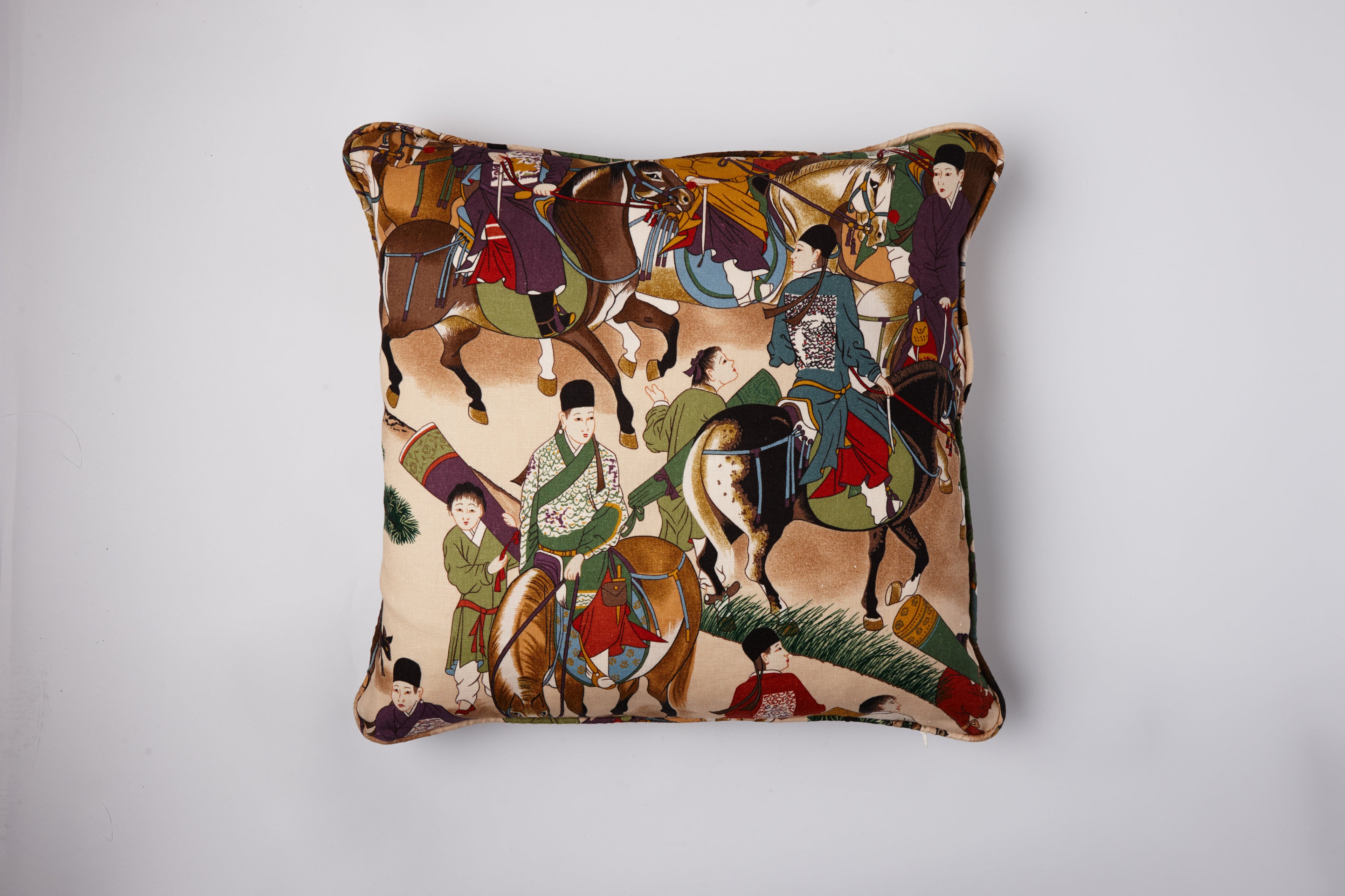 Zenith, Square cushion